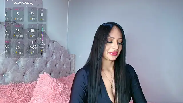 Snapshot of melina_hernandezz chatting on 03.30.26 melina hernandezz online show from 03.30.26