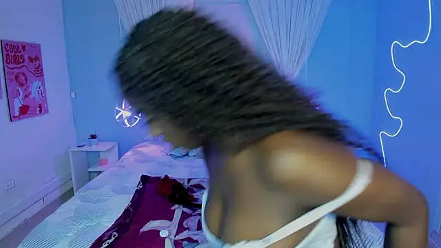 naomi campell online show from 02.05.26