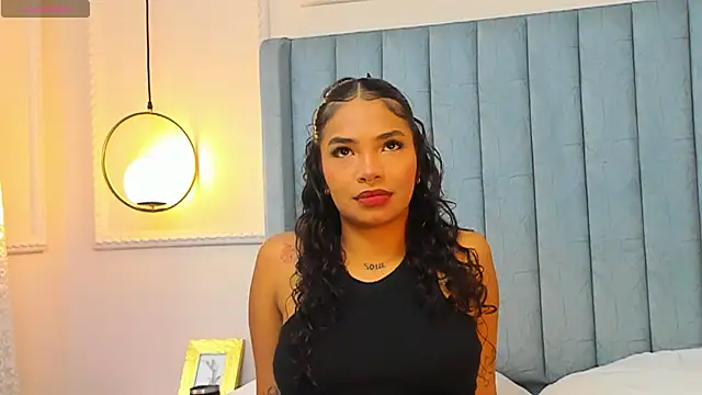 Snapshot of Scarlett-Banner chatting on 02.18.26 Scarlett-Banner online show from 02.18.26