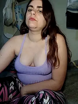 Snapshot of CherryRabitt chatting on 04.29.26 CherryRabitt online show from 04.29.26