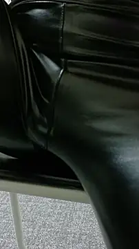 kyuleather online show from 03.16.26