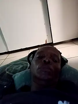 Snapshot of 01Wetlips chatting on 02.19.26 01Wetlips online show from 02.19.26