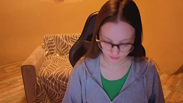 RoxyRay  online show from 01.19.26