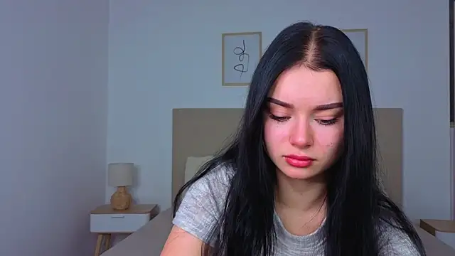 Snapshot of Silena_sky chatting on 01.19.26 Silena sky online show from 01.19.26