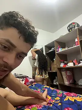 Snapshot of casal_prosperar chatting on 02.25.26 casal prosperar online show from 02.25.26