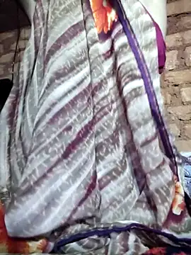 Juli cut online show from 03.07.26