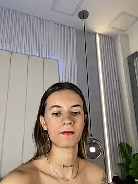 Snapshot of JuliaColemann chatting on 05.02.26 JuliaColemann online show from 05.02.26