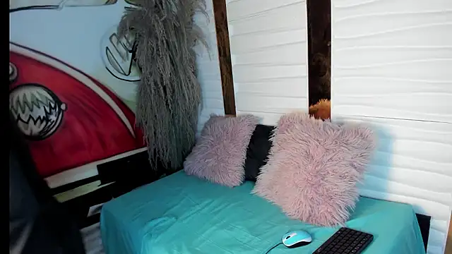 Mila toro online show from 02.02.26