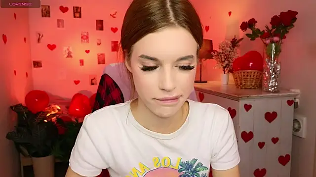 Snapshot of Anna_Lumina chatting on 02.17.26 Anna Lumina online show from 02.17.26