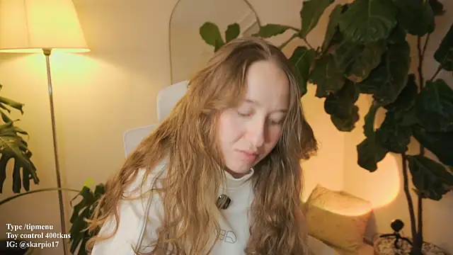 Scarlett NoirMuse online show from 02.22.26