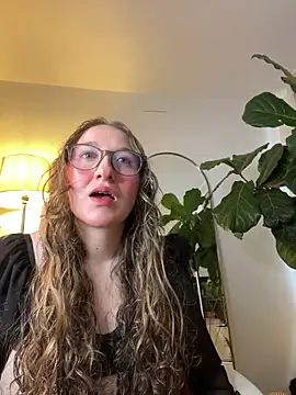 Scarlett NoirMuse online show from 04.11.26