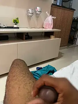 Snapshot of hudson19cm chatting on 05.09.26 hudson19cm online show from 05.09.26