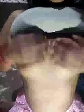 Snapshot of Ayesha_Khan1 chatting on 04.12.26 Ayesha Khan1 online show from 04.12.26