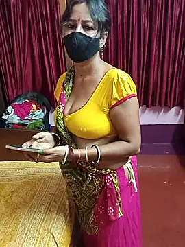 Snapshot of Little-Roshni chatting on 07.01.26 Little-Roshni online show from 07.01.26