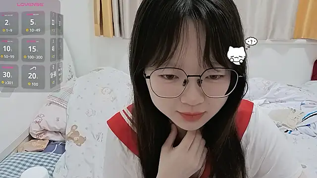 Snapshot of weiwei4999 chatting on 03.02.26 weiwei4999 online show from 03.02.26