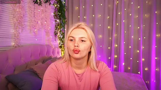 AmeliaWeells online show from 05.16.26