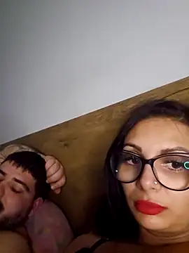 Snapshot of HiddendesireXO01 chatting on 02.13.26 HiddendesireXO01 online show from 02.13.26