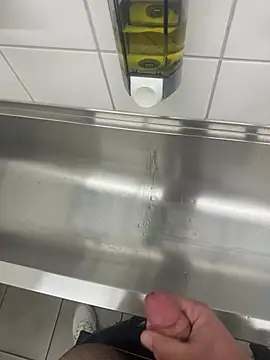 Snapshot of tony3729 chatting on 03.18.26 tony3729 online show from 03.18.26