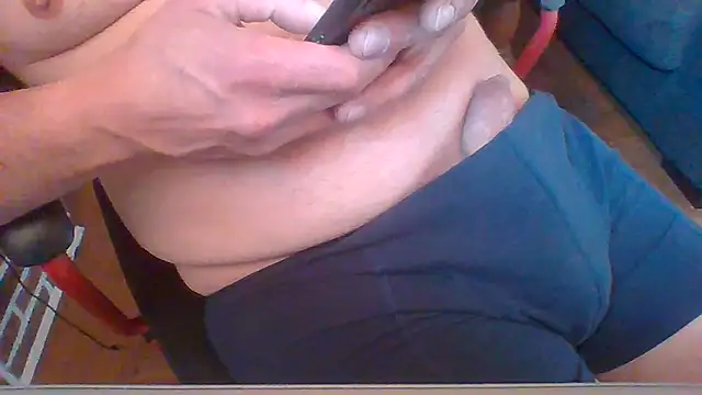 Snapshot of ludowrss chatting on 07.04.26 ludowrss online show from 07.04.26