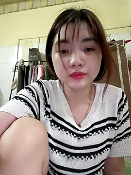 Snapshot of Pinks_cool chatting on 04.25.26 Pinks cool online show from 04.25.26