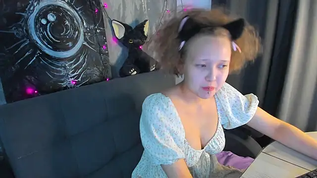 Senya Sol online show from 03.31.26