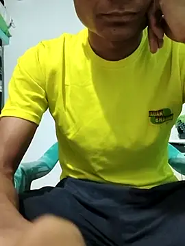 Snapshot of its_rising_star chatting on 02.06.26 its rising star online show from 02.06.26