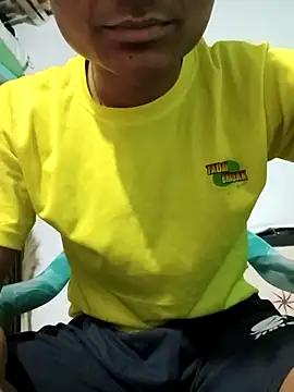 Snapshot of its_rising_star chatting on 02.07.26 its rising star online show from 02.07.26