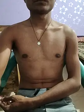 Snapshot of its_rising_star chatting on 03.11.26 its rising star online show from 03.11.26