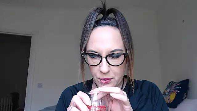 PsychicDominatrix online show from 02.13.26