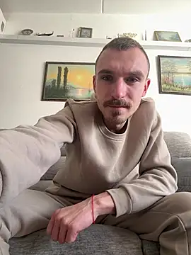 Snapshot of TheMaskShow chatting on 02.15.26 TheMaskShow online show from 02.15.26