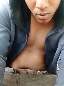 Snapshot of vergonahah chatting on 04.14.26 vergonahah online show from 04.14.26