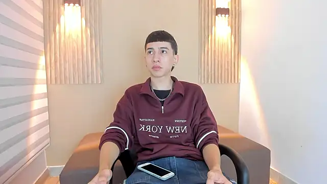 Snapshot of lian_cameron chatting on 02.06.26 lian cameron online show from 02.06.26