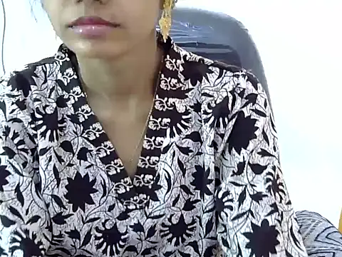 Snapshot of Kulsum_S chatting on 03.20.26 Kulsum S online show from 03.20.26
