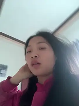 Snapshot of Lyn-be99 chatting on 02.03.26 Lyn-be99 online show from 02.03.26