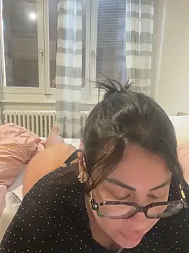 Snapshot of Melissa-suisse chatting on 02.28.26 Melissa-suisse online show from 02.28.26