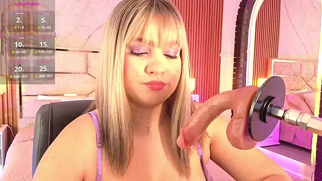 Snapshot of Liiahfontaine chatting on 06.23.26 Liiahfontaine online show from 06.23.26