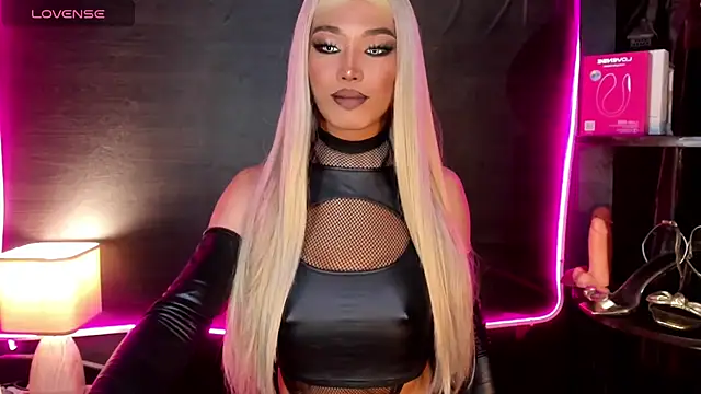 LovelyX0X0 online show from 03.13.26