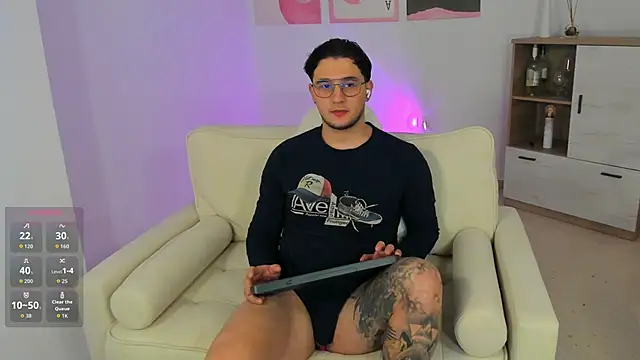 Snapshot of Massimo_Fiore chatting on 02.17.26 Massimo Fiore online show from 02.17.26