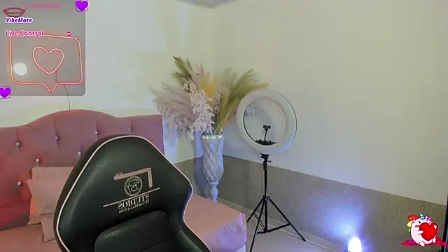 Snapshot of SABRIINA_TAY chatting on 02.05.26 SABRIINA TAY online show from 02.05.26