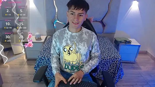 EVAN TAY online show from 02.02.26