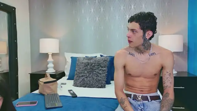 MadyAndEthan online show from 04.08.26