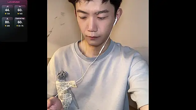 Snapshot of jasonyi chatting on 05.31.26 jasonyi online show from 05.31.26