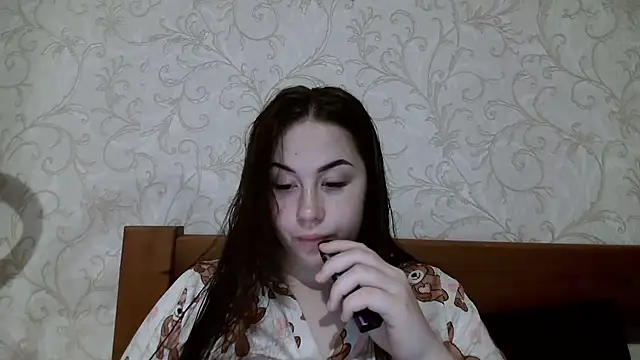 Snapshot of NoirAngel_ chatting on 02.18.26 NoirAngel online show from 02.18.26