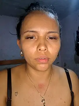 Daniela Cruz  online show from 02.10.26