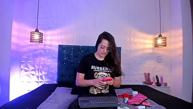 Snapshot of samantha_foxyy chatting on 03.07.26 samantha foxyy online show from 03.07.26