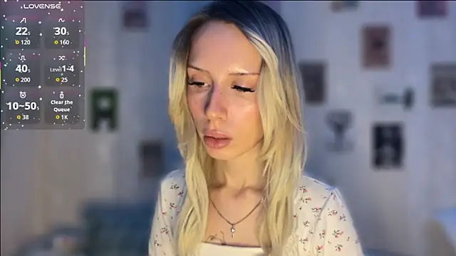 Snapshot of DellaCampbell chatting on 02.09.26 DellaCampbell online show from 02.09.26