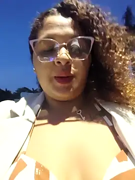 Snapshot of Adina_Skaly chatting on 03.28.26 Adina Skaly online show from 03.28.26