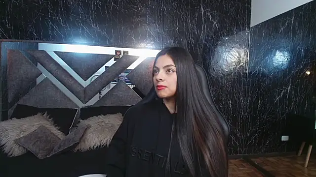 Snapshot of TiffanyMartinez chatting on 02.04.26 TiffanyMartinez online show from 02.04.26