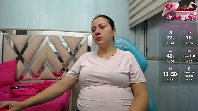 Snapshot of allison_max_tattoo chatting on 02.16.26 allison max tattoo online show from 02.16.26