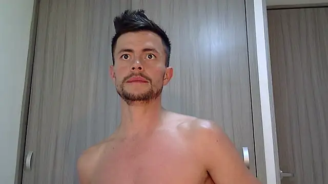 Snapshot of jordan_fox chatting on 02.05.26 jordan fox online show from 02.05.26